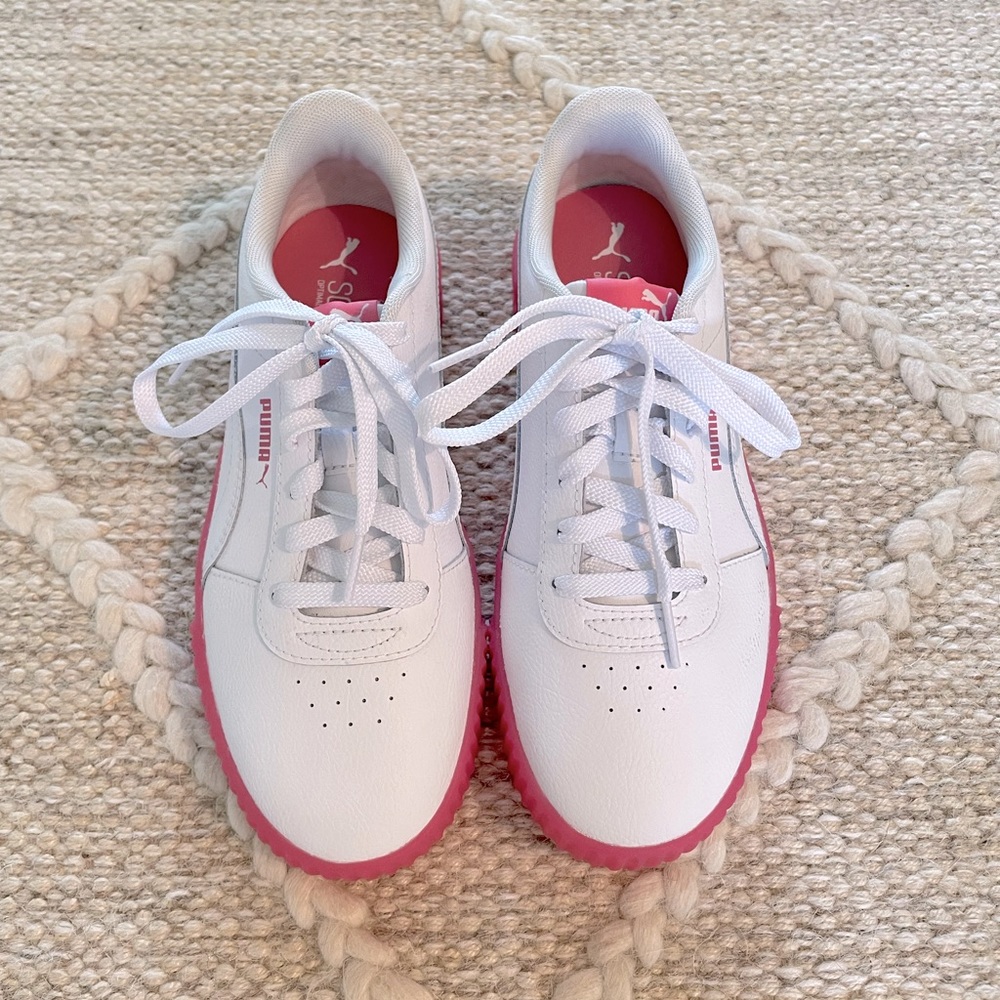 Puma Sneakers with Pink Platform